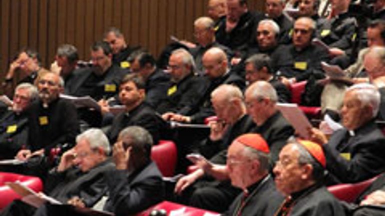 Богословський Симпозіум у Римі обговорює тему сучасних священичих покликань - фото 1