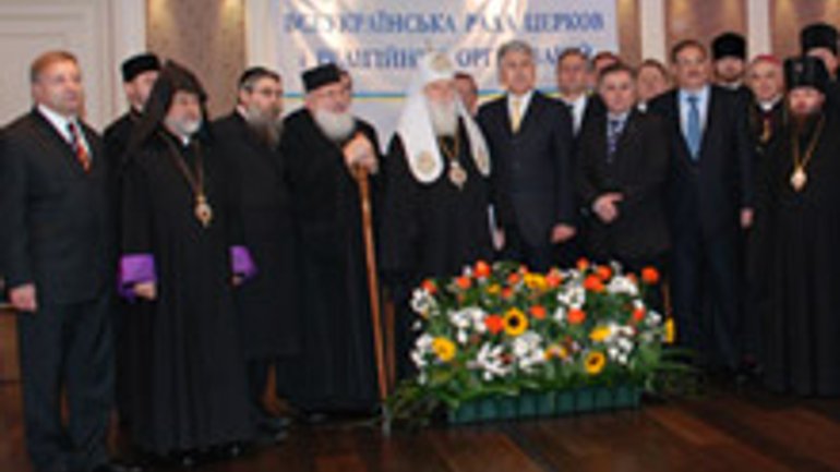 Всеукраинский Совет Церквей и религиозных организаций инициирует встречу с Президентом Виктором Януковичем - фото 1