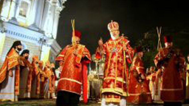 Уперше Великоднє богослужіння з Києво-Печерської Лаври транслюватиметься в прямому ефірі на чотирьох українських телеканалах - фото 1