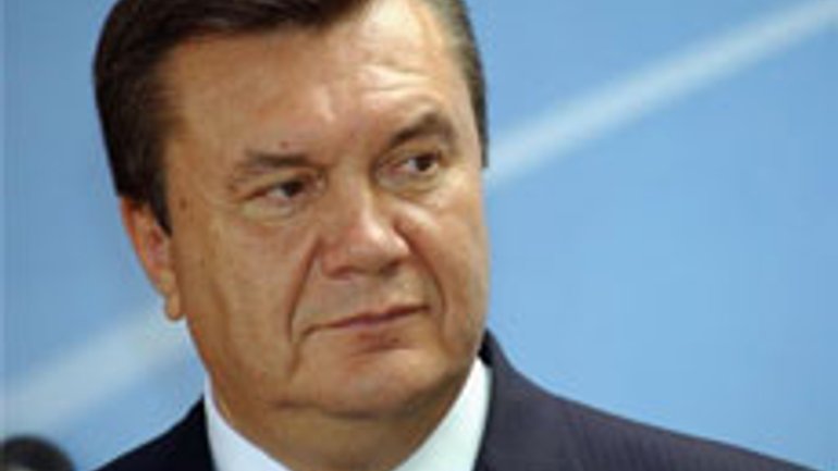 В. Янукович заверил, что государство не будет вмешиваться во внутрицерковные дела - фото 1