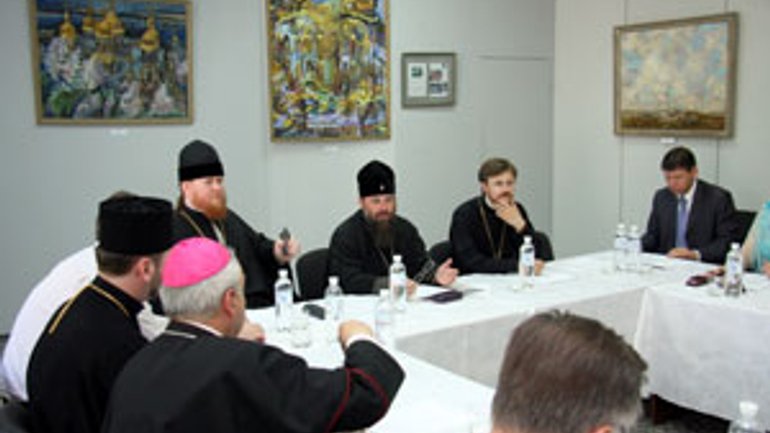 Християнські Церкви України висловили негативне ставлення до гріха гомосексуалізму - фото 1