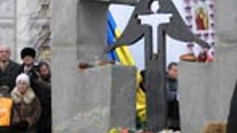 Иерархи украинских Церквей будут молиться за жертв Голодомора в Украине - фото 1
