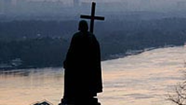 Patriarch Kirill Prays for Unity at St. Volodymyr's Hill - фото 1