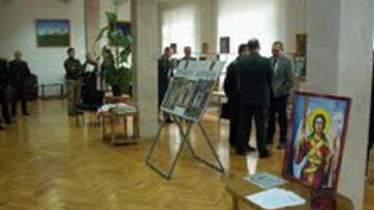 Презентовано виставку художніх творів засуджених «Свята Покрова» - фото 1