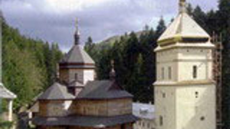 The Ivano-Frankivsk Regional State Administration Passed Maniavskyi Skyt Monastery to Ukrainian Orthodox Church-Kyivan Patriarchate - фото 1