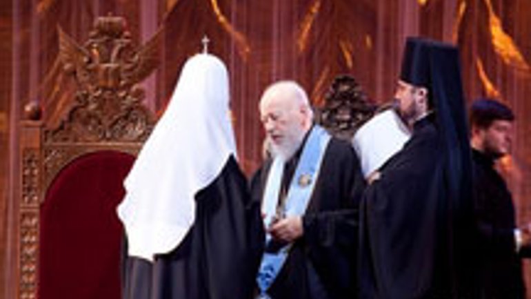 Yanukovych Awards Leader of Ukrainian Orthodox Church-Moscow Patriarchate - фото 1