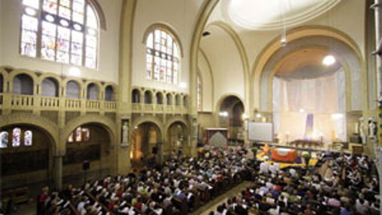 30 000 молодых людей ожидается в Роттердаме на пять дней общения и молитвы - фото 1