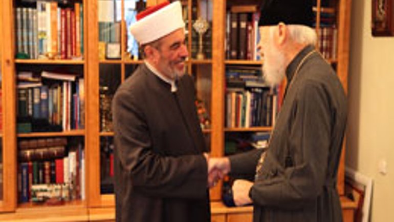 УПЦ и Духовное управление мусульман Украины создадут рабочую группу для координации действий - фото 1