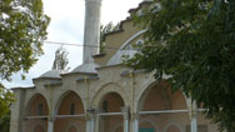 Мечеть Хан Джами в Евпатории перендают крымским татарам - фото 1