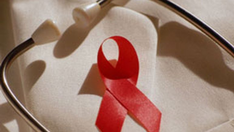 В Украине разрешили финансировать социальные услуги религиозных организаций в сфере профилактики ВИЧ/СПИД - фото 1