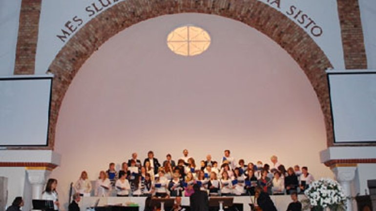 «Церковь прославляет своего Господа — а музыканты помогают сделать это наилучшим образом» — итоги III Международного христианского саммита - фото 1