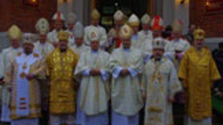 Епископы Римо-Католической и Греко-Католической Церквей совместно обсудили новейшие религиозные течения - фото 1