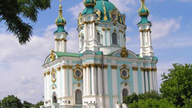 Депутат Київради закликає відстояти Андріївську церкву «від горе-комерсантів» - фото 1
