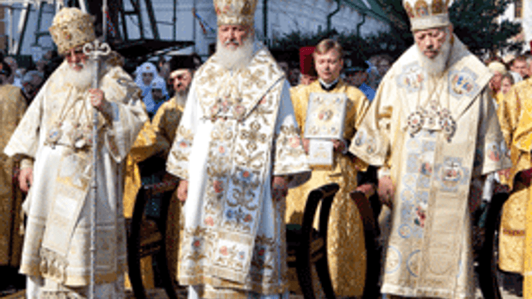 Three primates of Orthodox Churches celebrate Divine Liturgy in Kyiv to mark day of Baptism of Kyivan Rus - фото 1