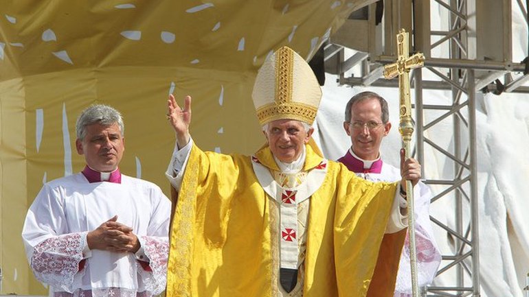 Папа Бенедикт XVI привітав Україну з 20-річчям Незалежності (оновлено, відео) - фото 1