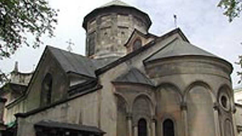 Во Львове ограбили Армянскую церковь - фото 1