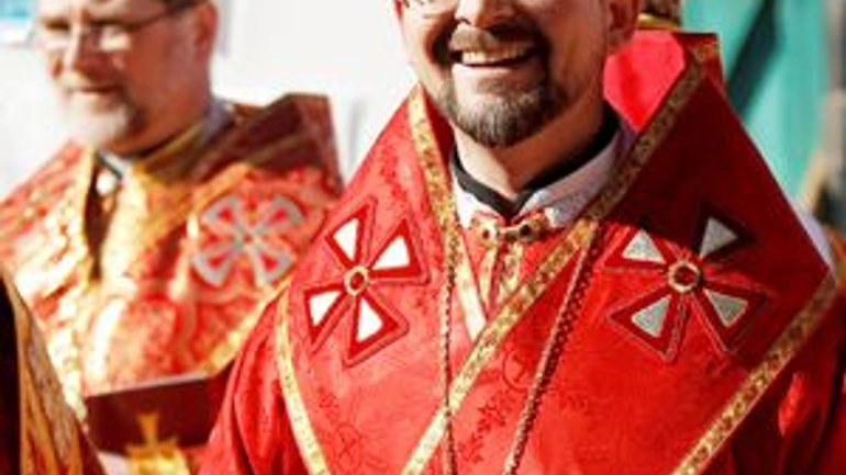 Епископ Богдан (Дзюрах): За выезд украинцев за границу несет ответственность политическая верхушка - фото 1