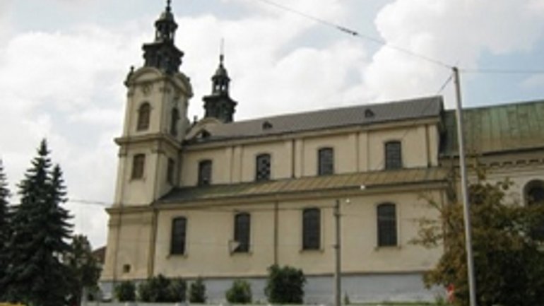 Римо-католики Львова через суд вимагають повернути їм костел - фото 1