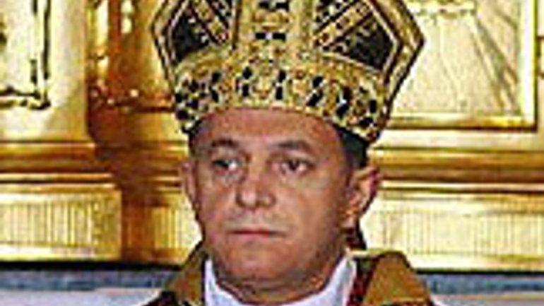 Архиєпископ Мечислав Мокшицький говорив з Папою про Україну і запросив його до Львова - фото 1