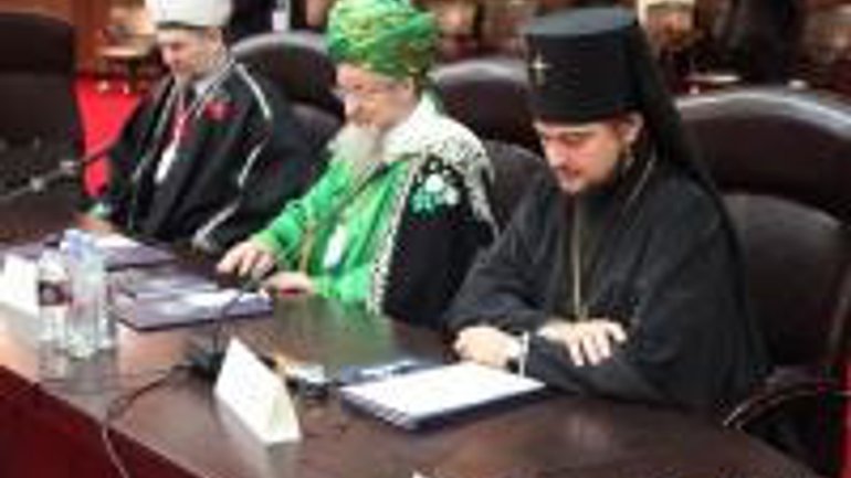 Архиепископ Александр (Драбинко) представлял УПЦ (МП) на Межрелигиозные совете в Ереване - фото 1