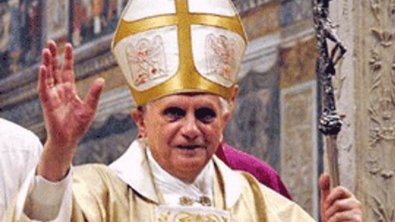 В  следующем году Папа Римский пока не планирует езать в Украину - фото 1