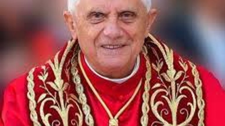 Папа Бенедикт ХVI привітав католицький світ з Різдвом Христовим - фото 1