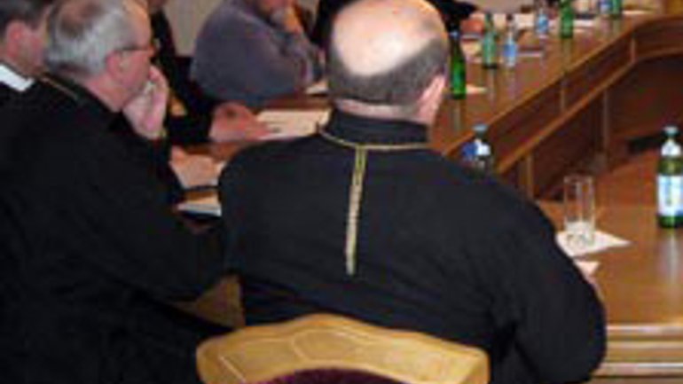 Синод епископов УГКЦ призвал мирян быть активнее в своих приходах - фото 1