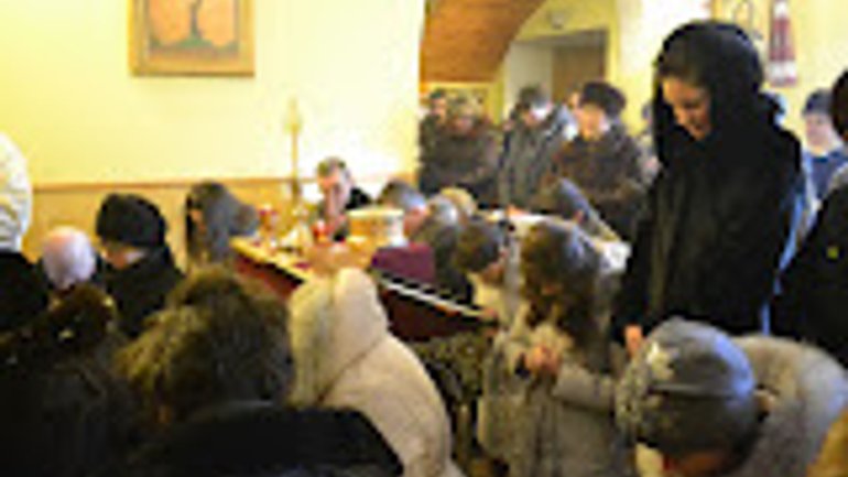 В Одесі люди приходять до мощей святого Валентина - фото 1