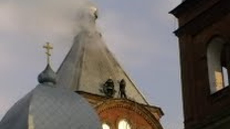 На Сумщині блискавка вдарила в церкву - фото 1