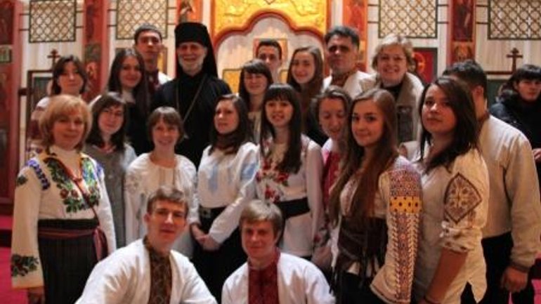 Celebration on Occasion of Enthronement of Bishop Borys Gudziak Begins in France - фото 1