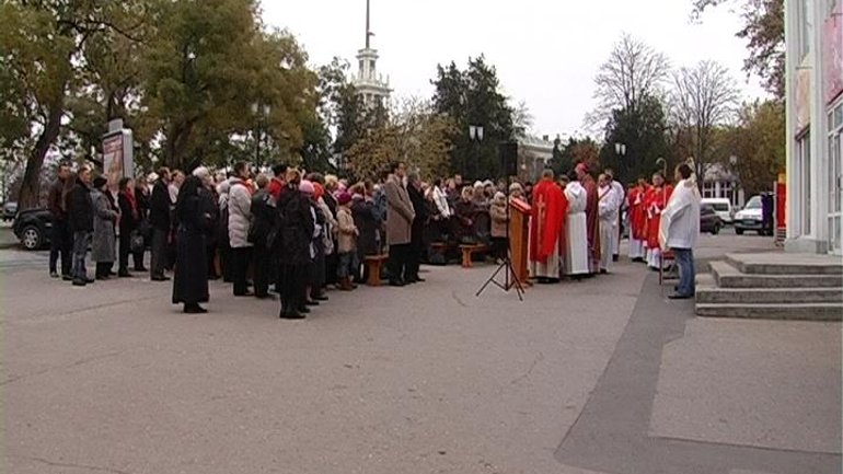 Католики Севастополя встретят Пасху в сквере - фото 1