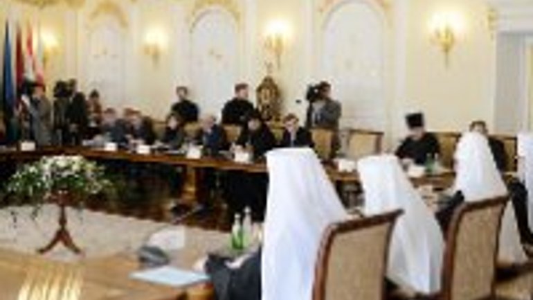 Ukrainian Ministers Discuss with Patriarch Kirill Preparation of Celebration of 1025th Rus Baptism Anniversary - фото 1