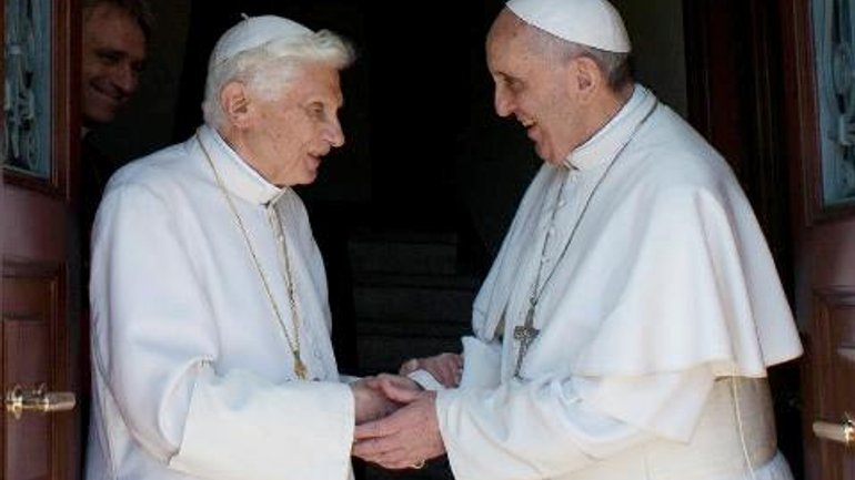 Енцикліку Бенедикта XVI закінчить Франциск - фото 1