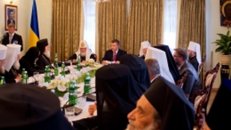 Украина нуждается в возрождении христианских ценностей в условиях современных вызовов – Президент - фото 1