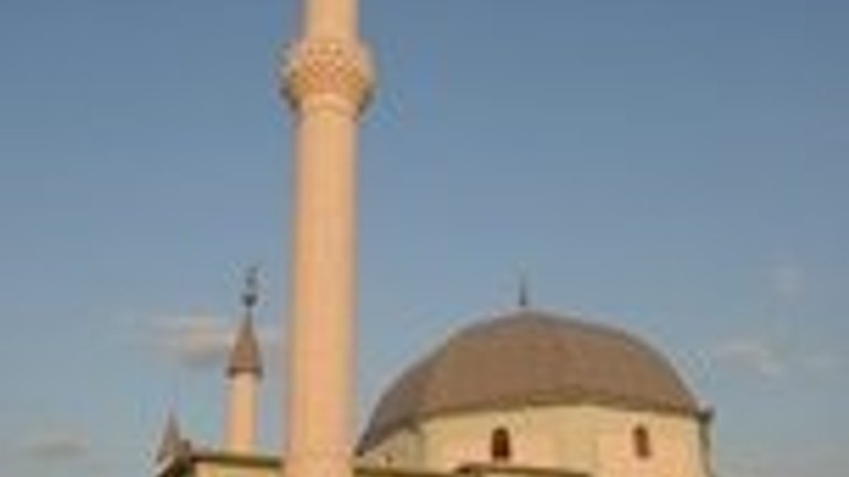 У Сакській мечеті з‘явився 32-метровий мінарет - фото 1