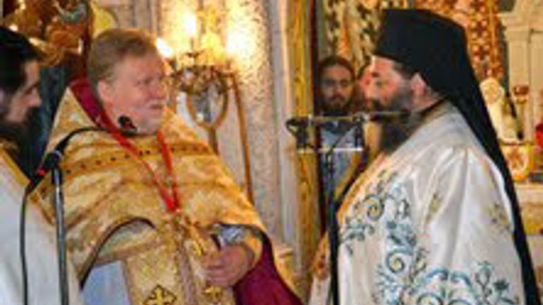 Архимандрита УПЦ (МП) нагородили золотим нагрудним Хрестом Елладської Православної Церкви - фото 1