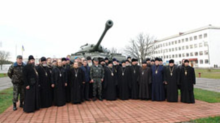 Священики-капелани УПЦ (МП) підвели підсумки роботи із військовослужбовцями - фото 1