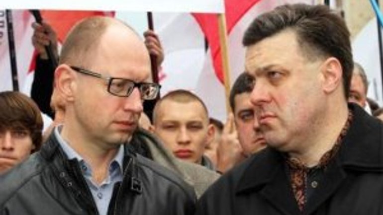 Члени ВРЦіРО закликали Майдан до перемовин, Яценюк же  прокоментував пропозицію від Януковича очолити уряд - фото 1