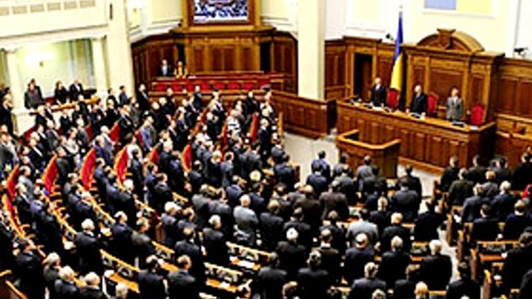 Верховна Рада України планує розглянути 34 законопроекти з релігійних питань - фото 1