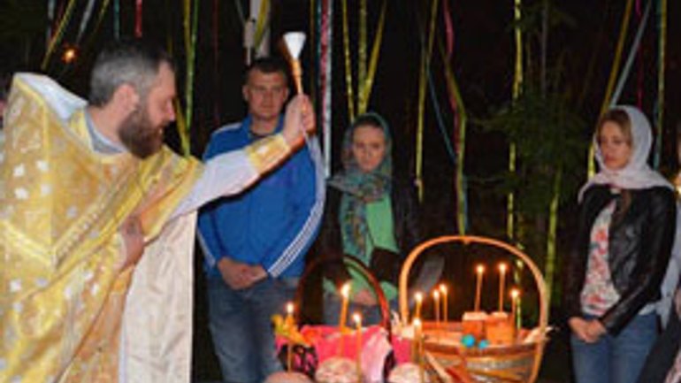 Священик УПЦ (МП) відвідав православних українців Китаю - фото 1