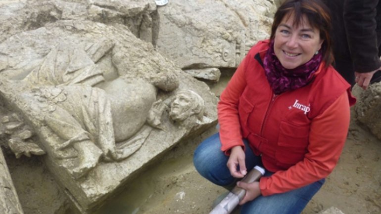 Во Франции археологи обнаружили античный храм с Афродитой - фото 1