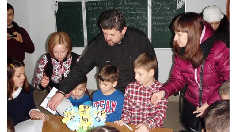 Священик з Донецька очолив спільноту біженців з Донбасу у Львові - фото 1