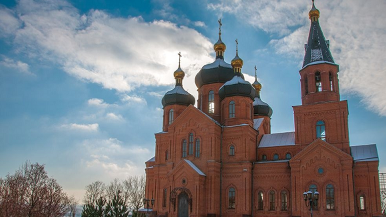 Церковь Московского Патриархата в Мариуполе впервые молится за спасение Украины - фото 1