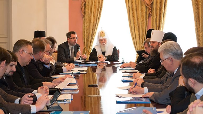 Церковные лидеры Украины призвали верующих к обороне Отчизны - фото 1