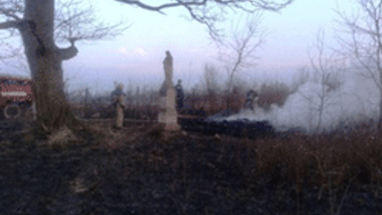 На Львівщині згоріла дерев’яна каплиця - фото 1