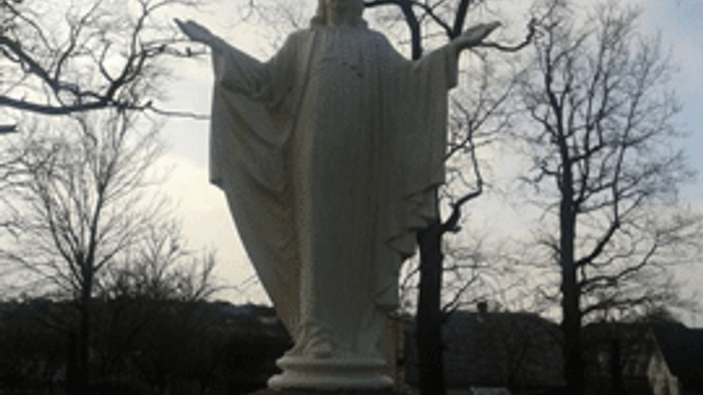 На Прикарпатті освятили найвищу статую Ісуса Христа, яка увійшла до Національного Реєстру Рекордів України - фото 1