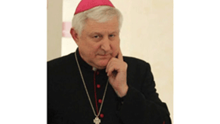 Избирательно-показательная борьба с коррупцией никого не убеждает, – епископ РКЦ Петру Порошенко - фото 1