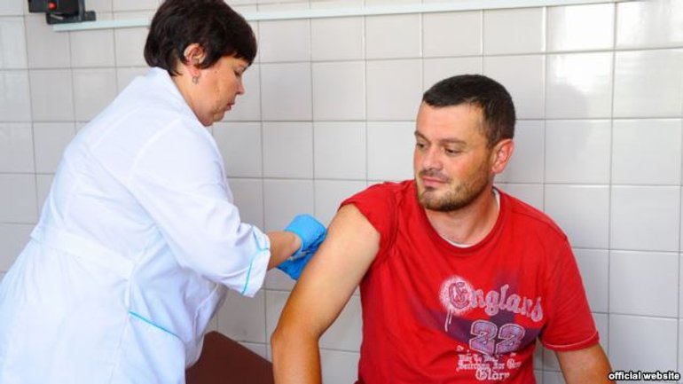 В Крыму началась вакцинация для мусульман, которые планируют хадж - фото 1
