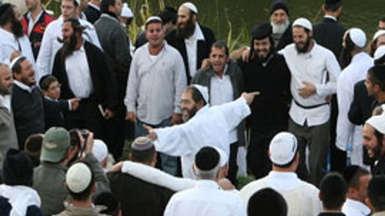 Jews celebrate the New Year 5776 - Rosh Hashanah - фото 1