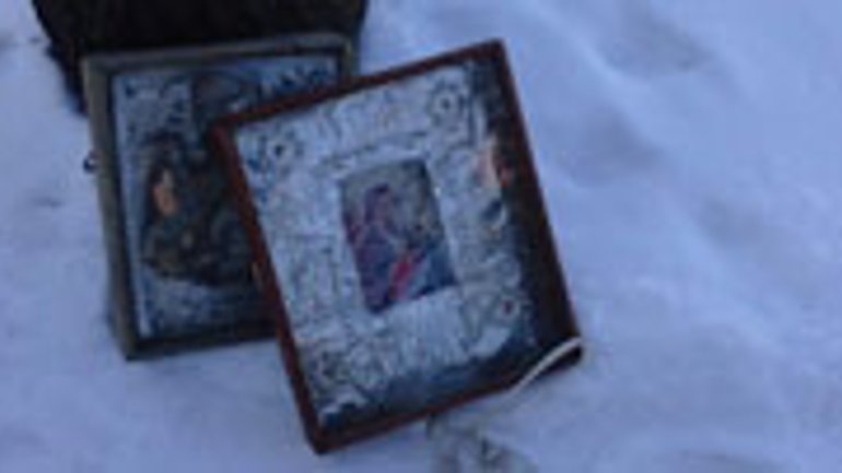 Поліцейські знайшли зловмисника, який зрізав хрест у Житомирі - фото 1